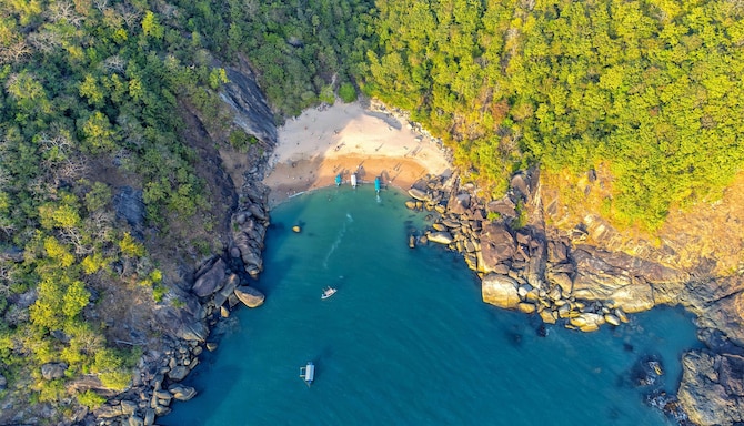 Blog images - 2025 VOL 2 - Beaches in Baga