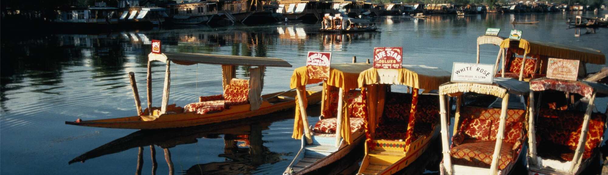 Blog images - 2025 VOL 2 - Things to do in Srinagar a journey to remember