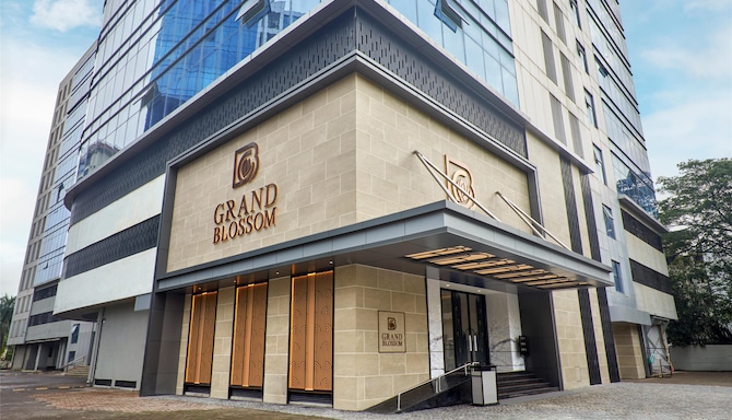 Blog images - 2025 VOL 2 - Radisson Hotel Mumbai Goregaon