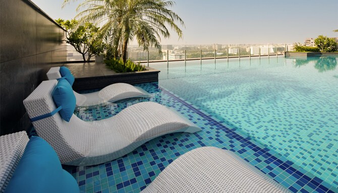 Blog images - 2025 VOL 2 - Radisson Blu Mumbai International Airport pool