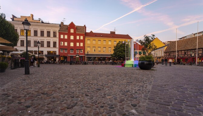 Blog images - 2025 VOL 3 - Discover Davidshallstorg Square s Hidden Gems