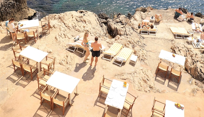 Blog images - 2025 VOL 3 - Marseille Food