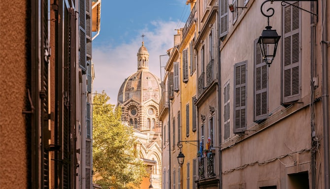 Blog images - 2025 VOL 3 - Rooftop Bars Marseille