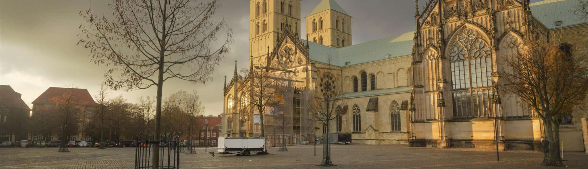 Blog images - 2025 VOL 3 - Discover the Charm of M nster Castle