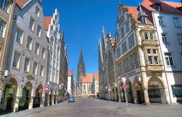 Blog images - 2025 VOL 3 - Discover the Charm of M nster Prinzipalmarkt