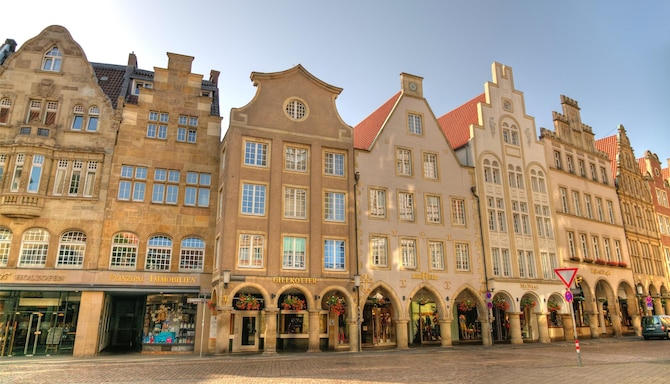 Blog images - 2025 VOL 3 - A Glimpse into Prinzipalmarkt s History