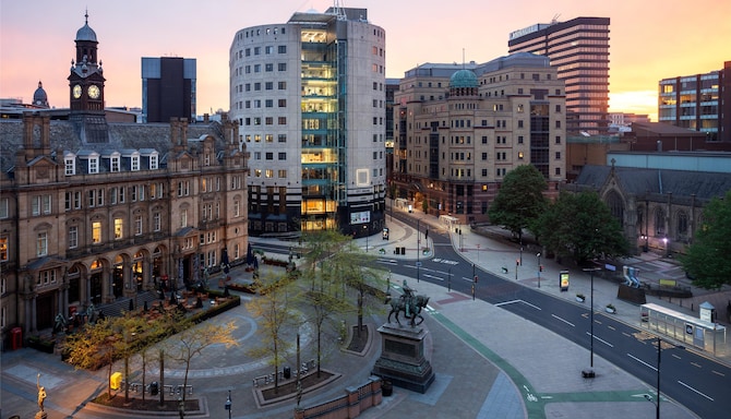 Blog images - 2025 VOL 3 - Kirkgate Market A Feast for the Senses