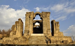 Blog images - 2025 VOL 3 - Discover the Secrets of Martand Sun Temple