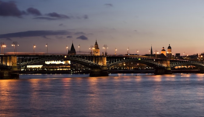 Blog images - 2025 VOL 3 - Wiesbaden Carnival Extravaganza