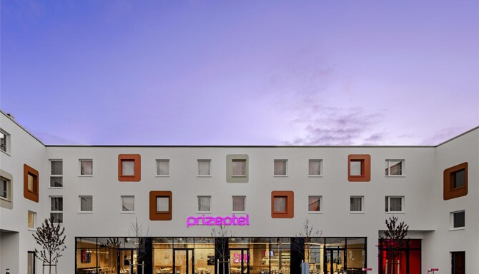Blog images - 2025 VOL 3 - Prize by Radisson Munich Airport Exterior