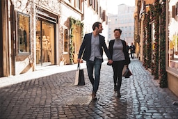 Blog images - 2025 VOL 3 - Shopping in Rome