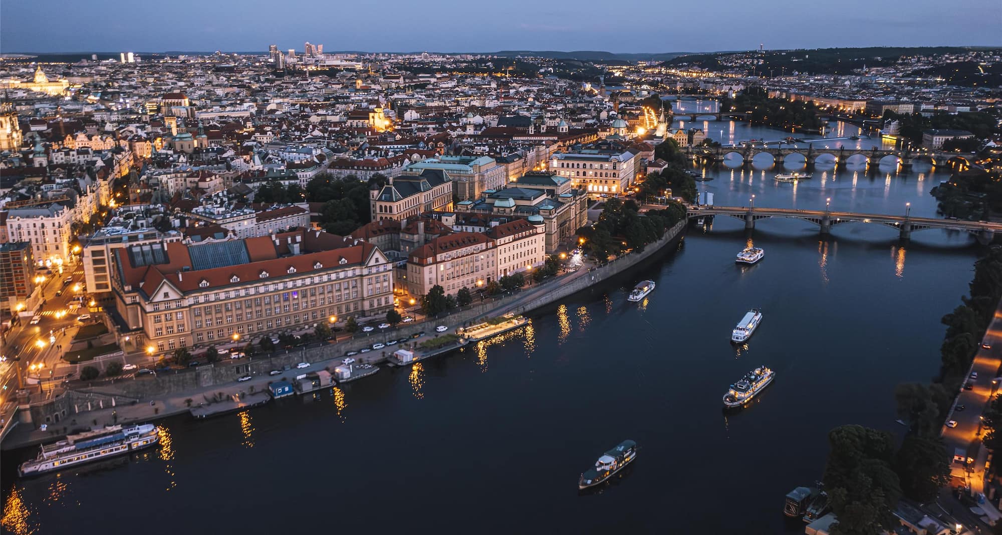 Blog images - 2025 VOL 3 - Nightlife in Prague Explore the City After Dark