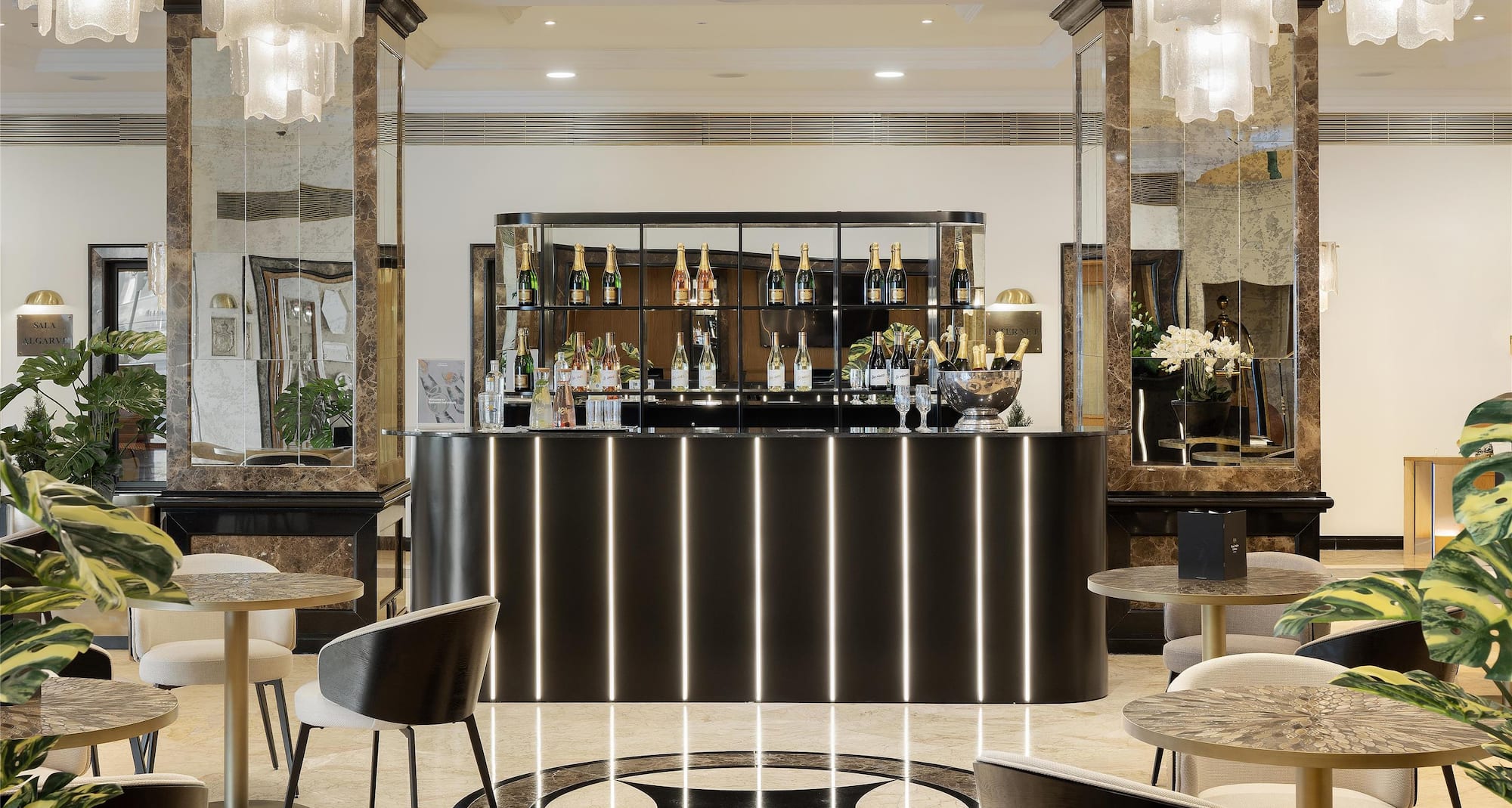 Dom Pedro Lisboa Hotel, a member of Radisson Individuals - Champanhe e cocktail bar