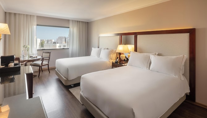 Dom Pedro Lisboa Hotel, a member of Radisson Individuals - Family room
