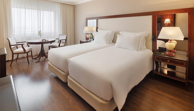 Dom Pedro Lisboa Hotel, a member of Radisson Individuals - Superior room
