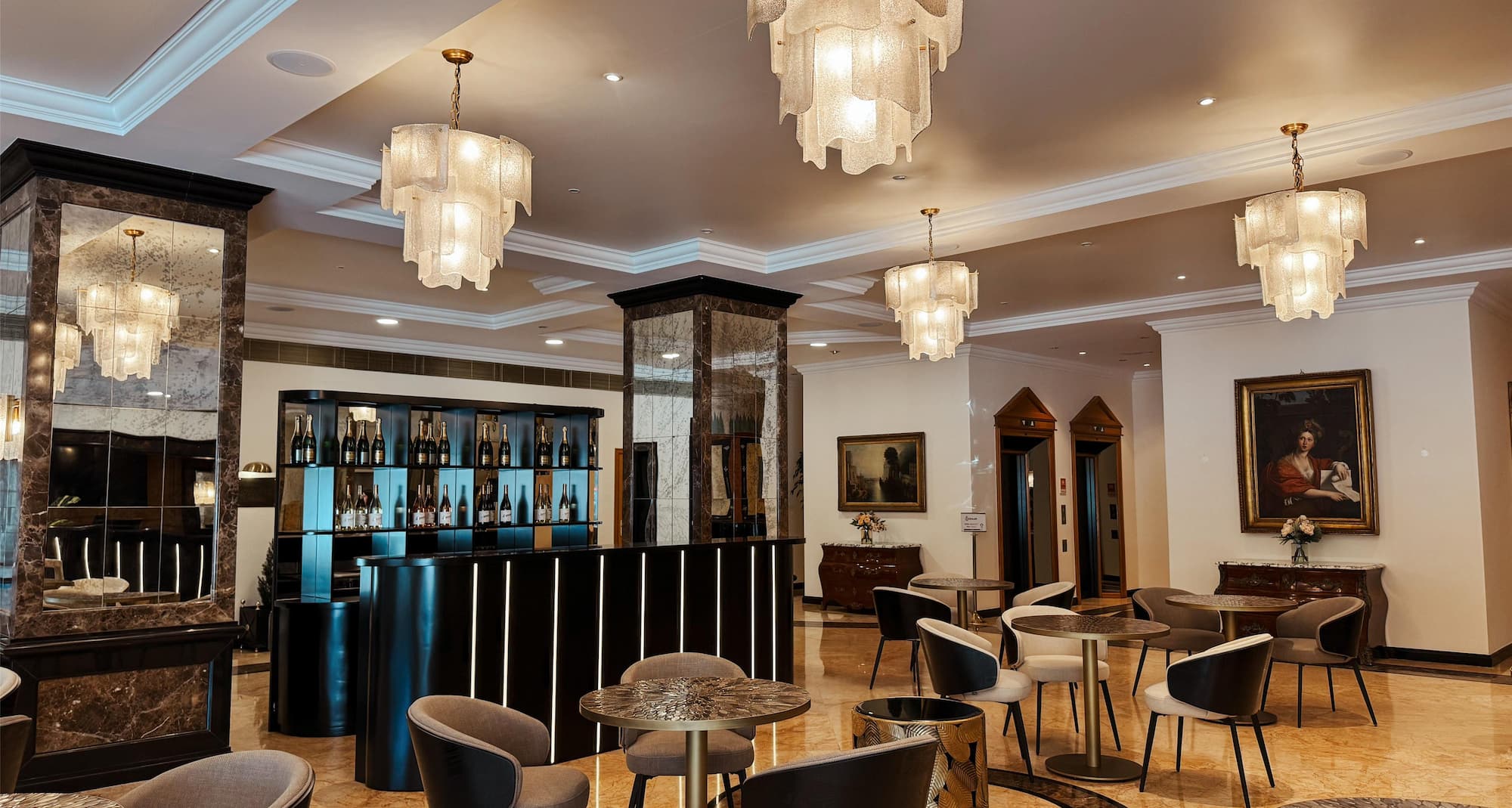 Dom Pedro Lisboa Hotel, a member of Radisson Individuals - Vista para o lobby