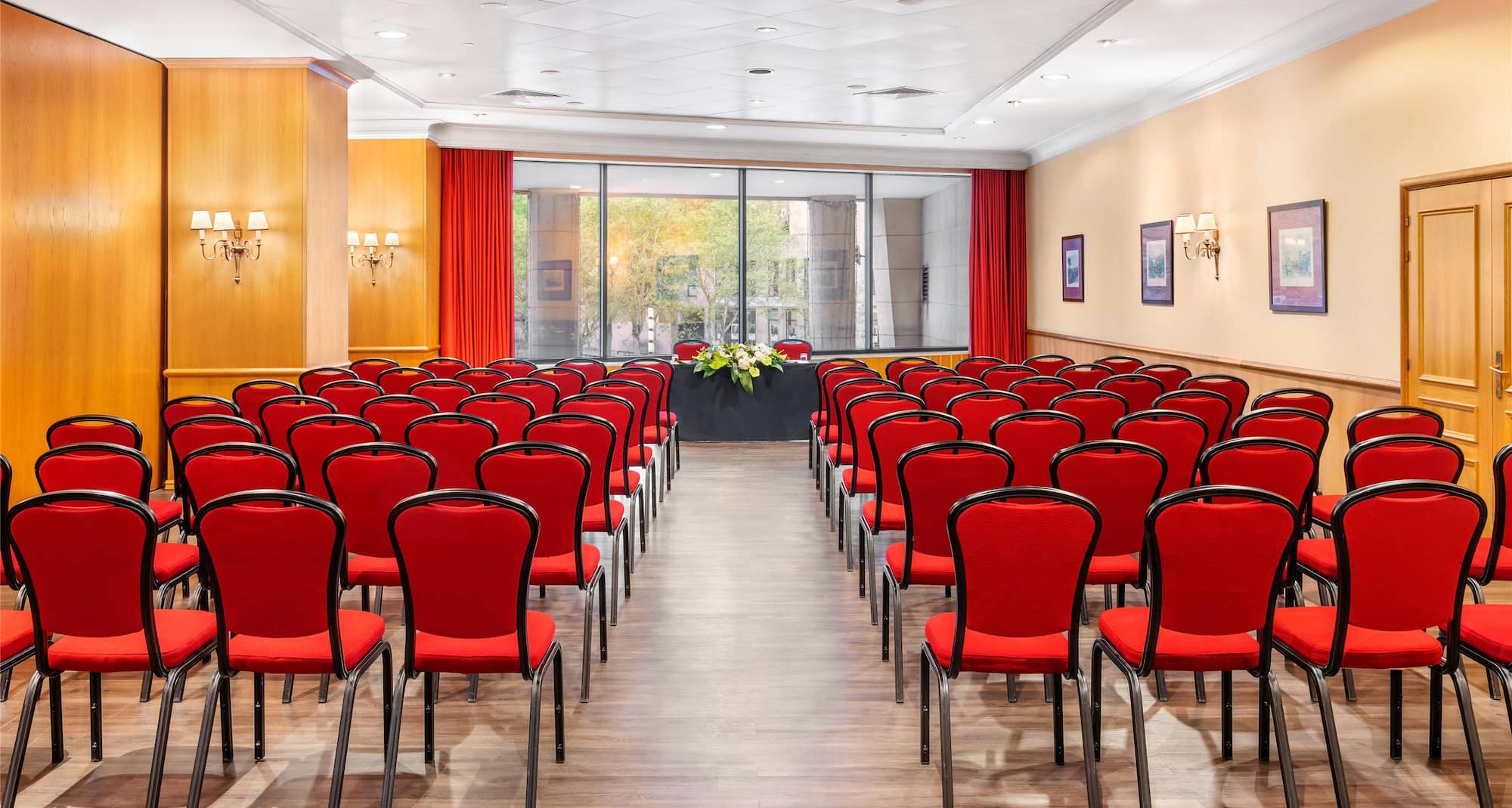 Dom Pedro Lisboa Hotel, a member of Radisson Individuals - Meeting Room Puccini Plateia