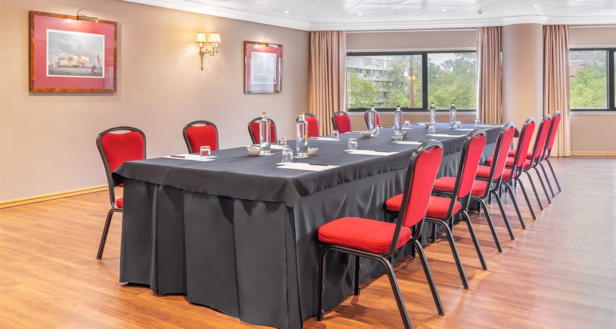 Dom Pedro Lisboa Hotel, a member of Radisson Individuals - Meeting Room Bizet