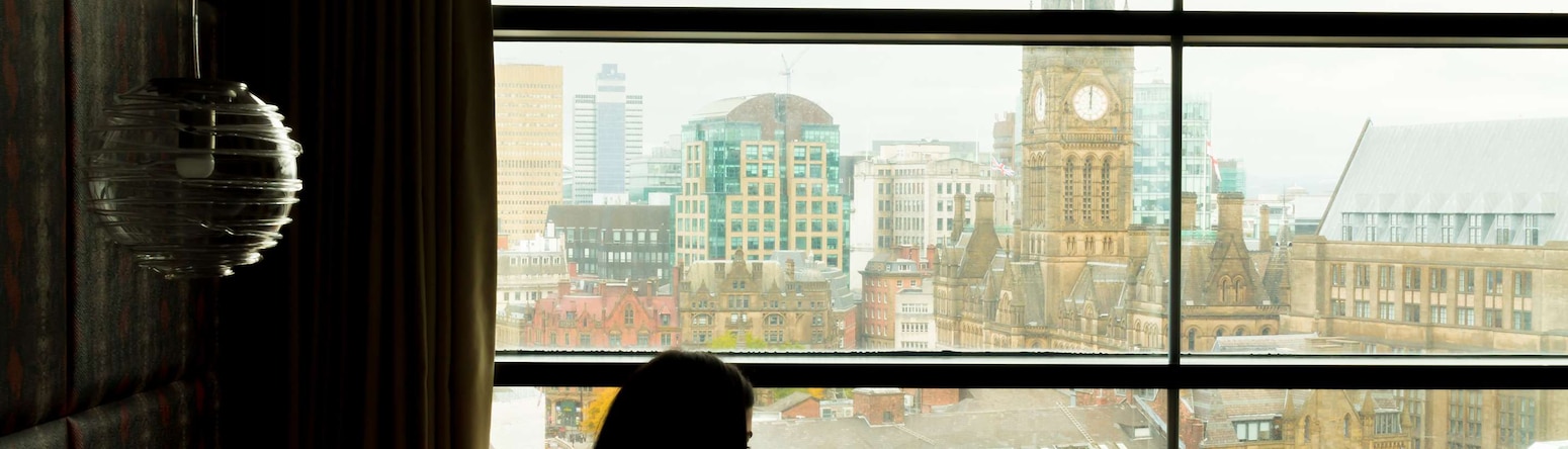 Radisson Blu Edwardian - Offers - Radisson Blu Edwardian Manchester bedroom view