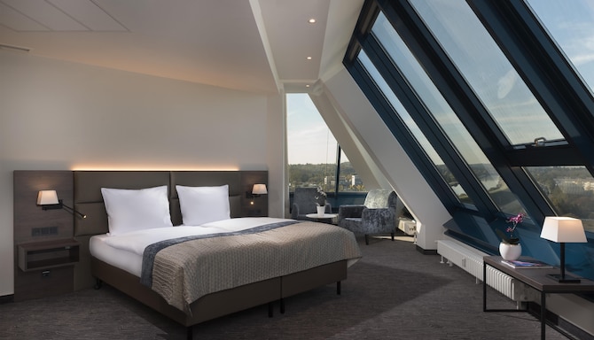 Excelsior Hotel Nürnberg Fürth, a member of Radisson Individuals - Suite