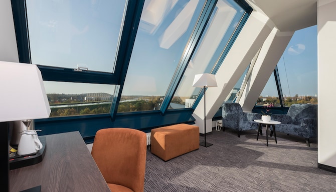 Excelsior Hotel Nürnberg Fürth, a member of Radisson Individuals - Premium Suite