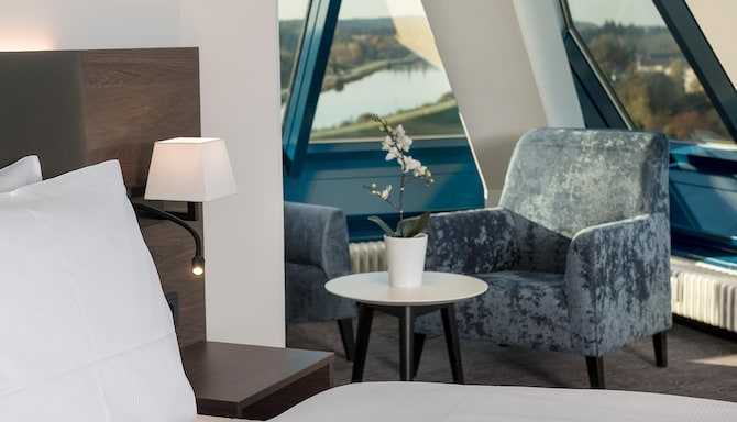 Excelsior Hotel Nürnberg Fürth, a member of Radisson Individuals - Suite