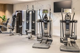 Fitness, Wellness & Spa - Gym - machines