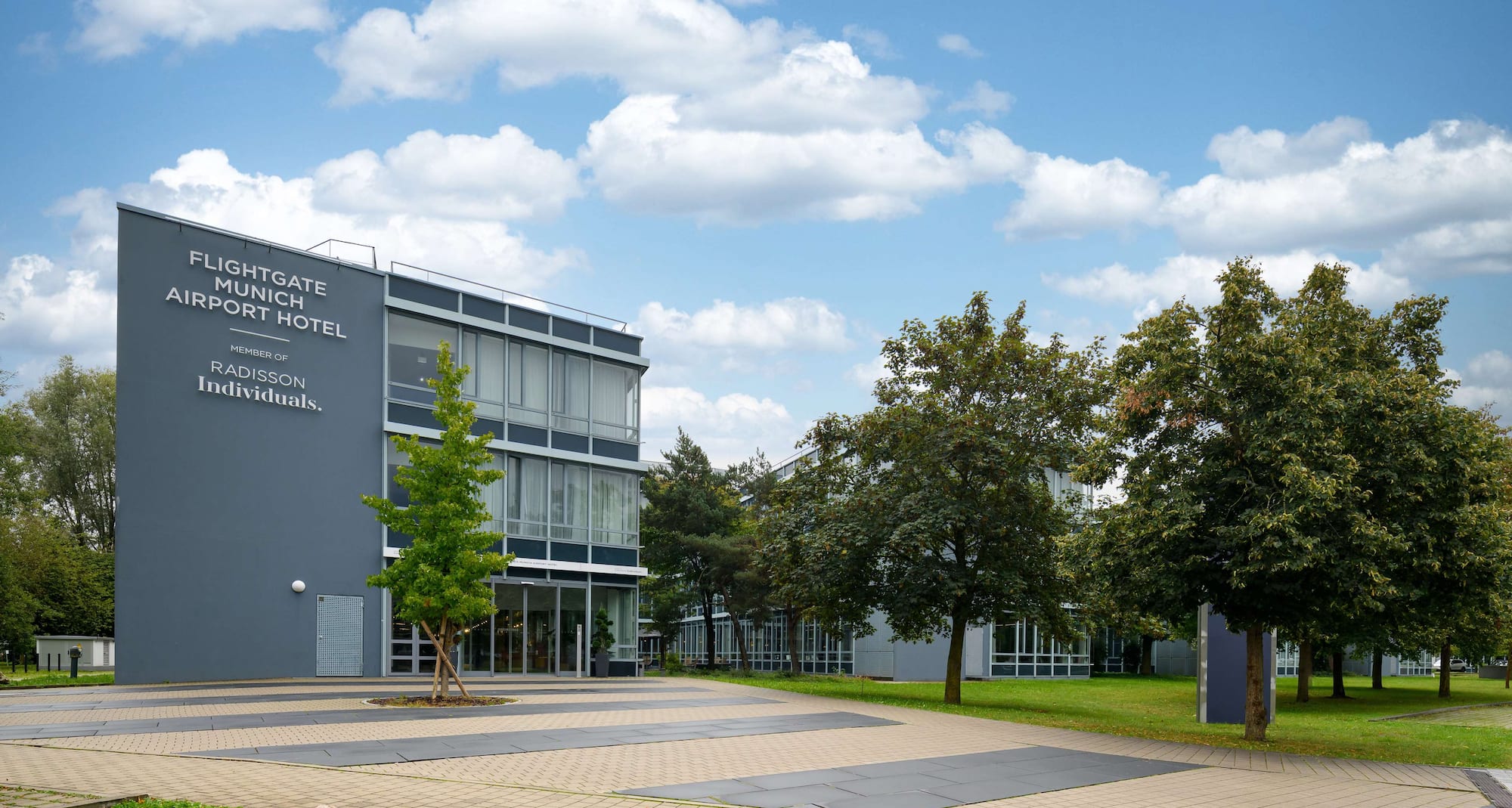 Flightgate Munich Airport Hotel, a member of Radisson Individuals - Exterior