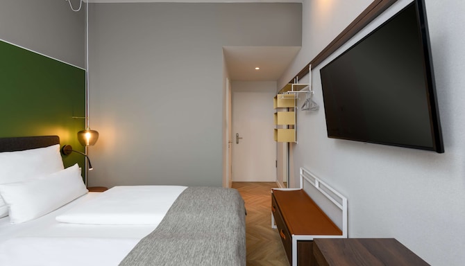 Flightgate Munich Airport Hotel, a member of Radisson Individuals - Gaestezimmer