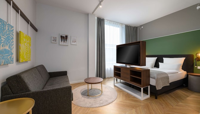 Flightgate Munich Airport Hotel, a member of Radisson Individuals - Gaestezimmer