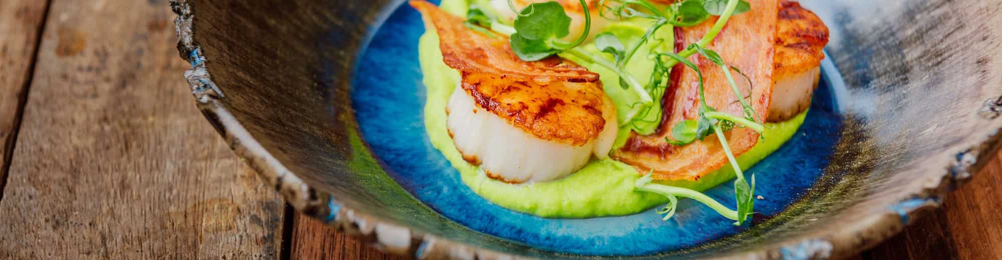 Restaurants & Bars - Pan fried scallops