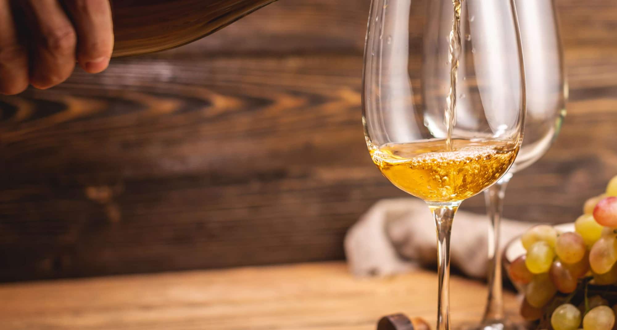 Food, Restaurants & Bars - White wine