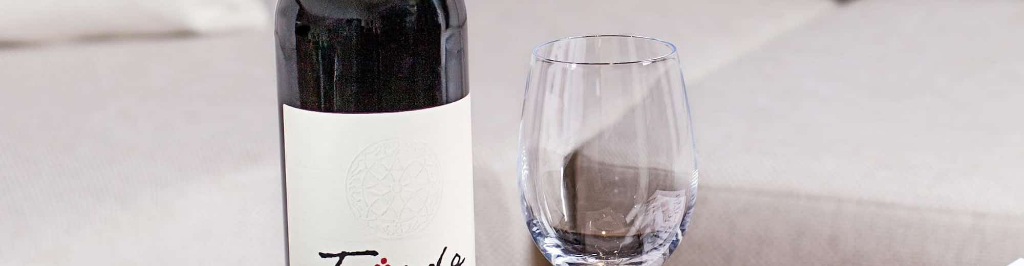 Food, Restaurants & Bars - property stock images - Wine