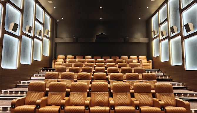 Gift City Club, a member of Radisson Individuals - CBO - Mini Theatre - 1