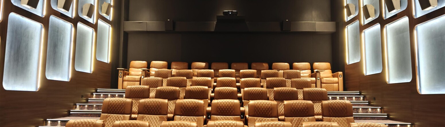 Gift City Club, a member of Radisson Individuals - CBO - Mini Theatre - 1