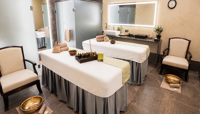 Gift City Club, a member of Radisson Individuals - Therapy Room Couple