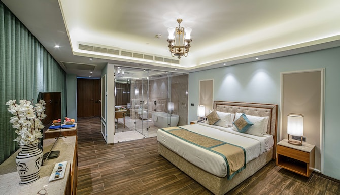 Gift City Club, a member of Radisson Individuals - Presidential Suite