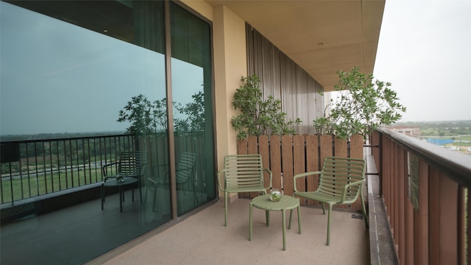 Gift City Club, a member of Radisson Individuals - Private Balcony
