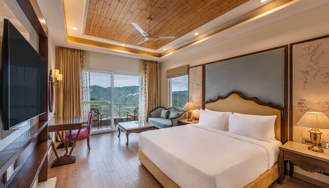 Glenview Resort Kasauli, a member of Radisson Individuals - Executive Room with valley view