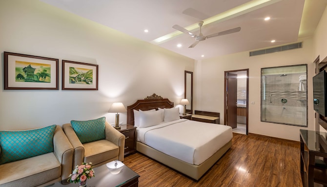 Glenview Resort Kasauli, a member of Radisson Individuals - Executive Suite with valley view