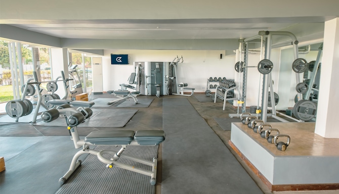 Golden Tulip Dar Es Salaam - gym