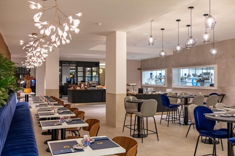 Golden Tulip Louvre Brand - GALLERY LIST