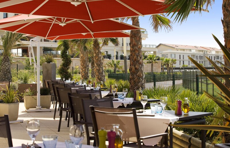 Golden Tulip Louvre Brand - GALLERY LIST