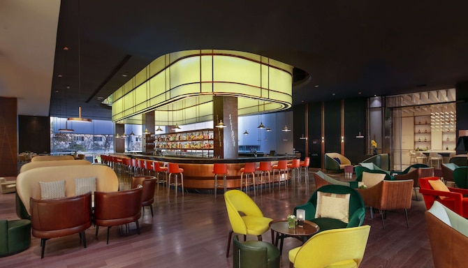 上海虹桥宾馆 - Golden Tulip Shanghai Rainbow - Slider Bar