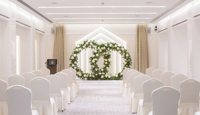 Magnolia Room