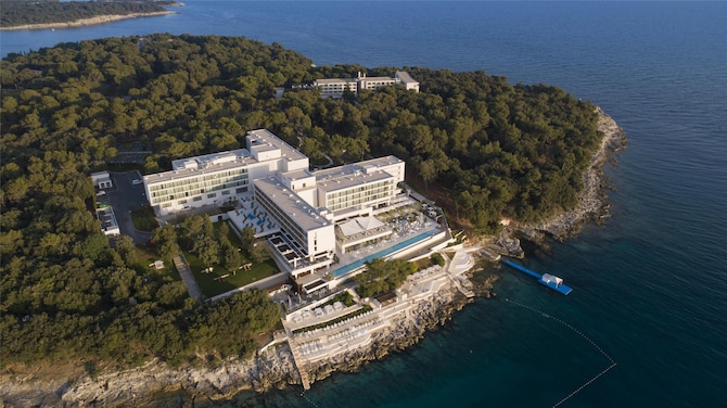 Grand Hotel Brioni Pula, A Radisson Collection Hotel - Aerial View of the hotel