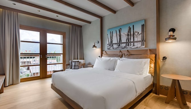 Grand Hotel Savoia Cortina d'Ampezzo, A Radisson Collection Hotel - Superior Room