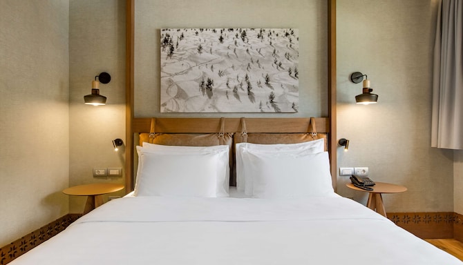 Grand Hotel Savoia Cortina d'Ampezzo, A Radisson Collection Hotel - Collection Room