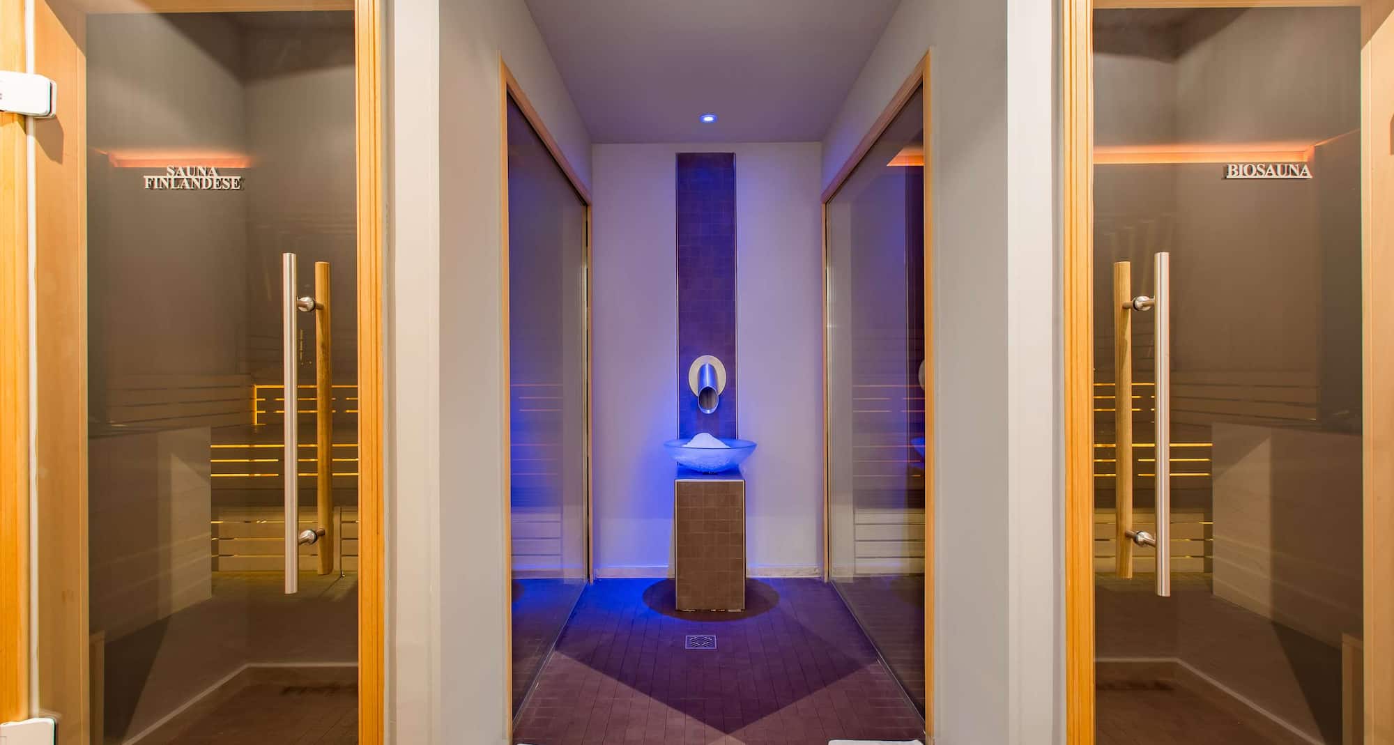 Grand Hotel Savoia Cortina d Ampezzo, A Radisson Collection Hotel - Wellness center saunas