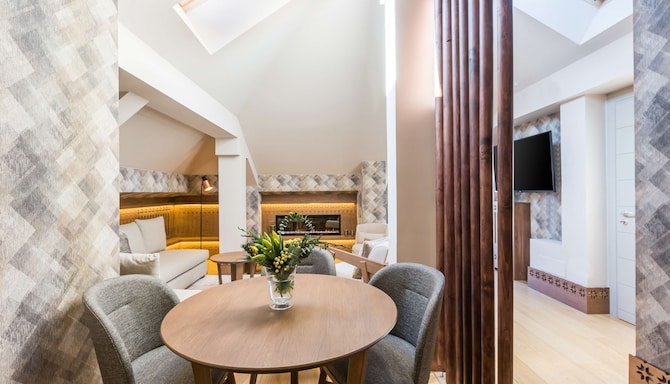 Grand Hotel Savoia Cortina d'Ampezzo, A Radisson Collection Hotel - Royal suite